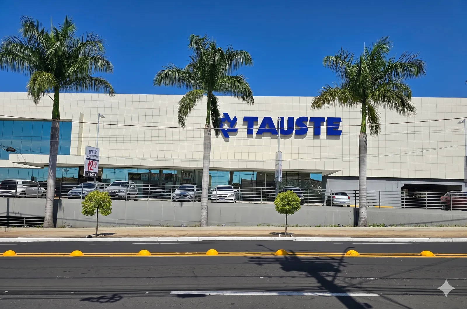 Comercial Tauste